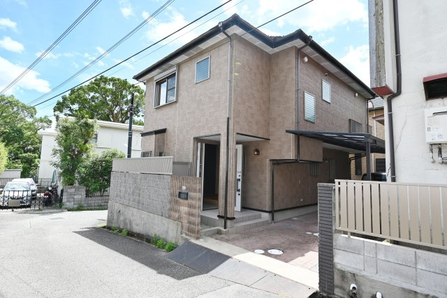 箕面市箕面7丁目中古戸建て｜4LDK＋駐車2台可の外観|リフォーム済みなのでいつでも室内を見学して頂けます。見学をご希望の方はお気軽にお問い合わせください。