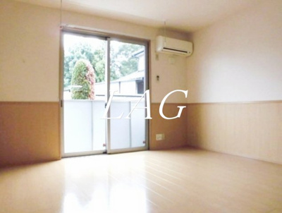 【居間・リビング】 | モダンヒル　弐番館 | 洋室のお部屋です。