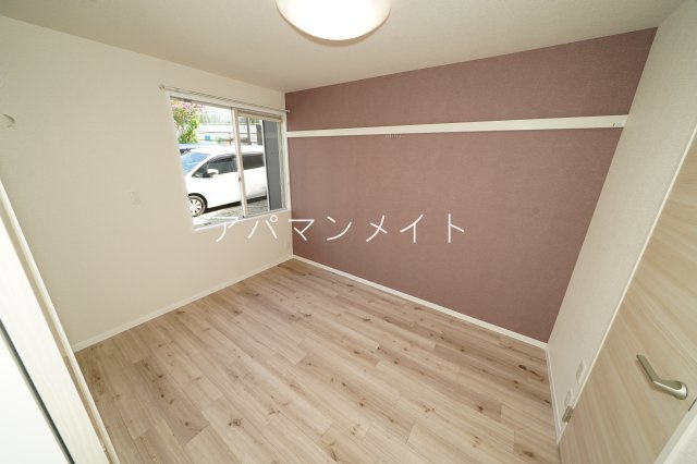 【寝室】 | コーポSKY | 落ち着いて過ごせるお部屋です
