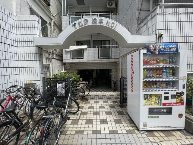 トップ浅草のエントランス