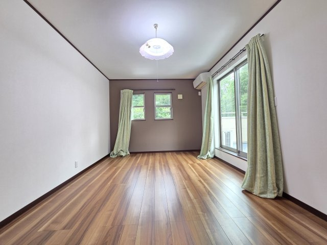 みどりが丘1丁目　中古戸建の洋室