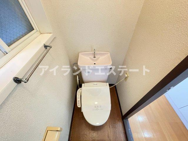 ヒルズK　4方角部屋　南向き　全室2面採光のトイレ
