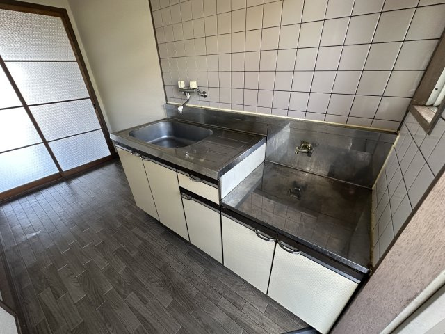 アネックス安井のキッチン|きれいなキッチンです