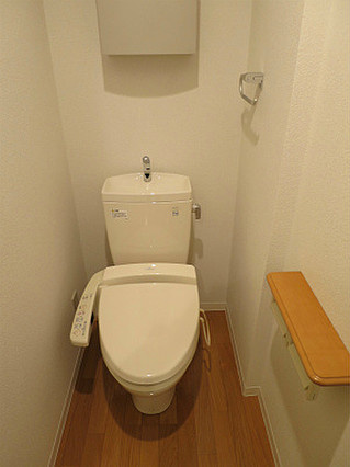 ドマーニ両国のトイレ|コンパクトで使いやすいトイレです