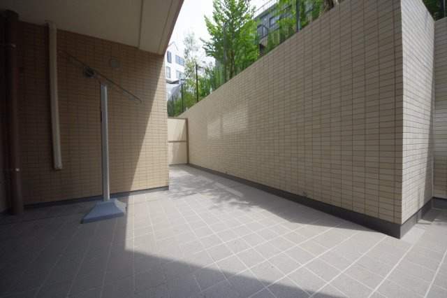 【バルコニー】