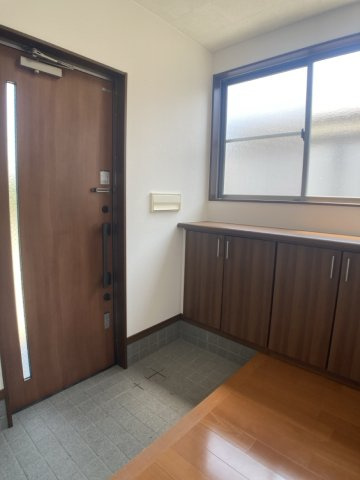 安曇野市三郷温の玄関