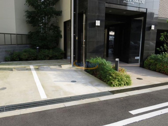 【駐車場】 | グランエイト中津