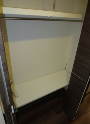 コンフォリア京町堀の収納|コンフォリア京町堀　クローゼット