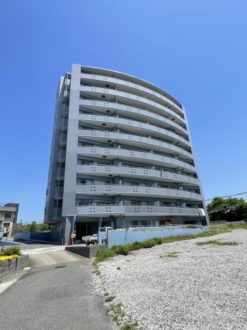 グランシェル新舞子　マンションの外観|外観写真。周囲には高い建物がなく、陽当り風通し良好！！