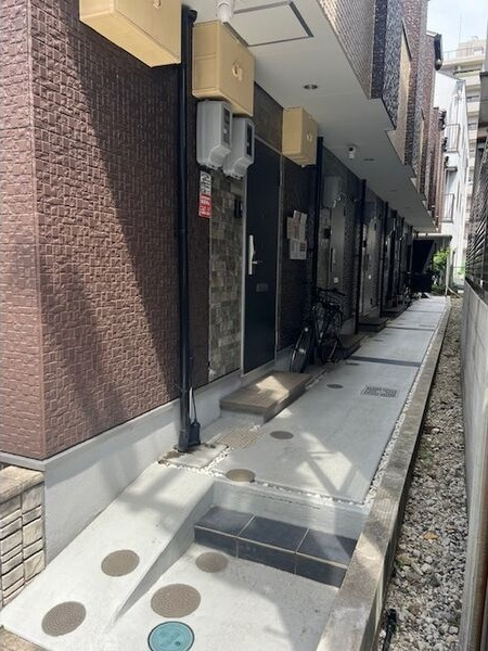 グランドステージ新栄のエントランス