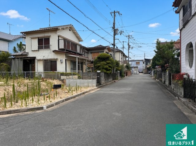 加古川市西神吉町大国　新築一戸建ての前面道路含む現地写真|周辺は落ち着いた街並みの住宅地！子育てがしやすい住環境です！まだ未完成ですが、現地でしかわからない事もございます。是非一度ご覧ください。
