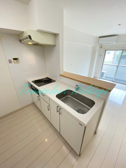 藤沢市鵠沼海岸３丁目の賃貸マンションのキッチン|広々としたキッチンです♪