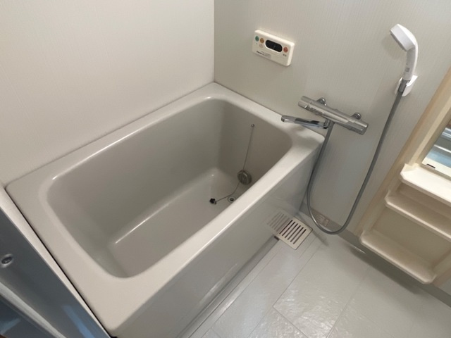 フォレスト高間の浴室