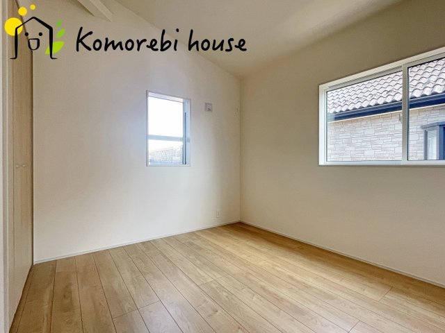 上尾市向山1丁目　2期　新築一戸建て　ブルーミングガーデン　01の洋室|26.8.10　撮影済み