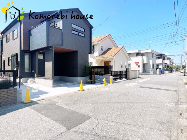 上尾市向山1丁目　2期　新築一戸建て　ブルーミングガーデン　01の前面道路含む現地写真|前面道路含む現地写真です