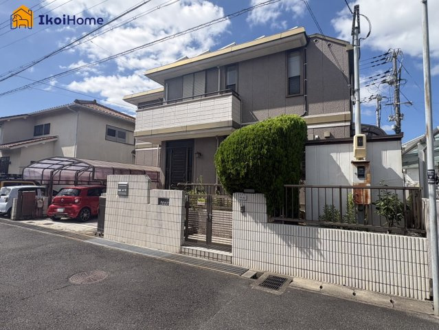 神戸市西区竹の台4丁目　中古戸建のエントランス|～ご見学に関して～平日や夜間でもご案内可能。決まったお時間で身動きが取れない方も臨機応変に対応します