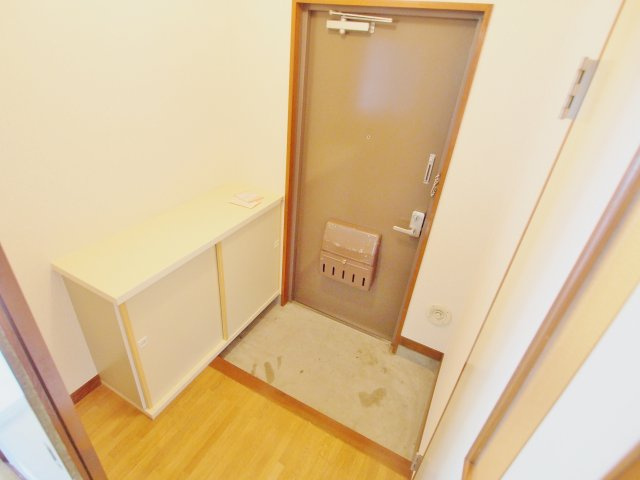 メゾン森川の玄関