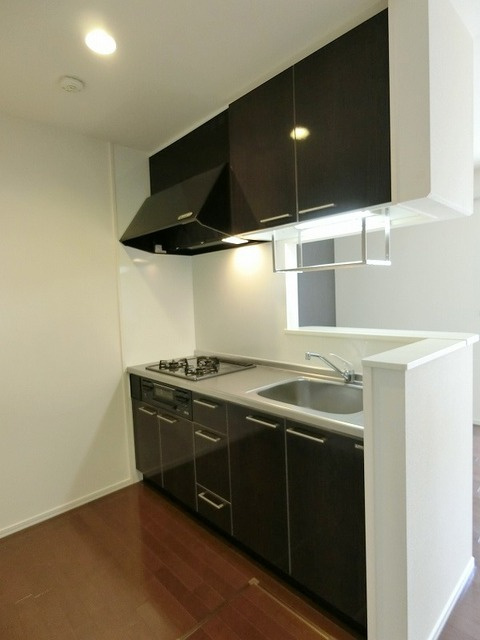 立川市柴崎町１丁目の賃貸マンションのキッチン|★ガス３口グリル付きキッチン★