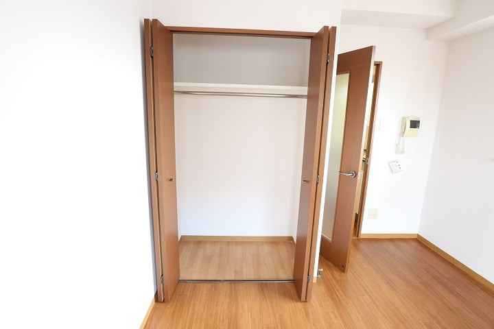 ＨＡＭＩＥＬ　ＫＯＫＵＲＡ の収納