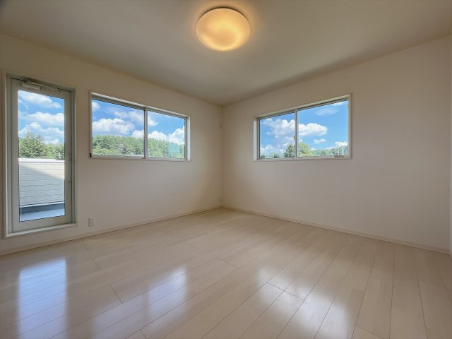 美里町　中古戸建の洋室