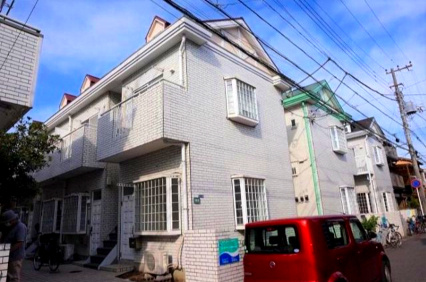 ローズアパートの外観