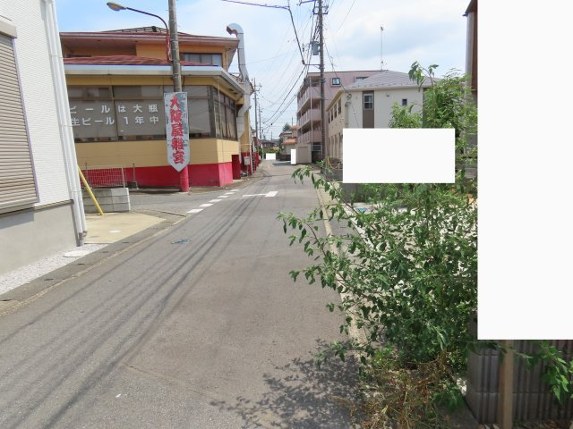 坂戸市中富町売地の前面道路含む現地写真