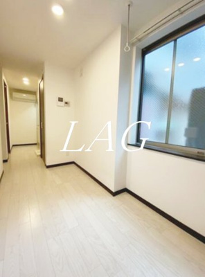 【居間・リビング】 | ＡＶＥＮＩＲ町屋 | 洋室のお部屋です。