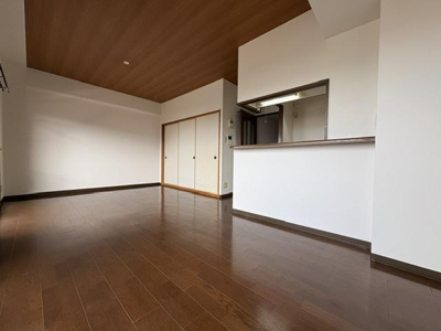 【居間・リビング】 | ライオンズマンション水無瀬弐番館