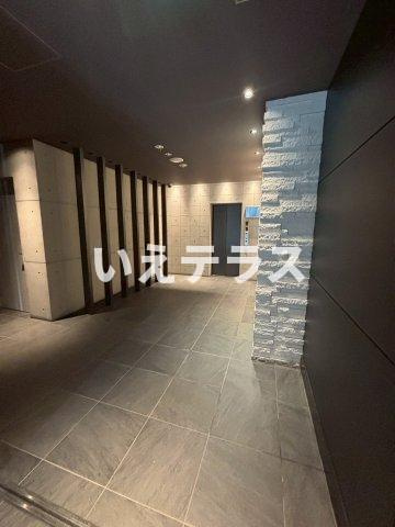 サムティ神戸BENIRのエントランス