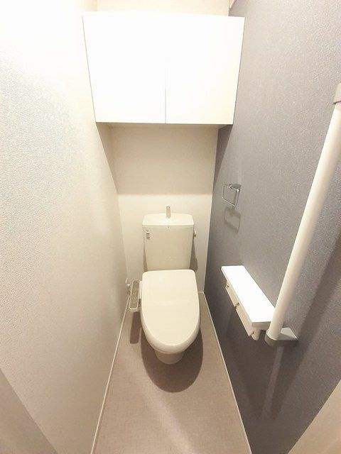 福生市大字福生のアパートのトイレ