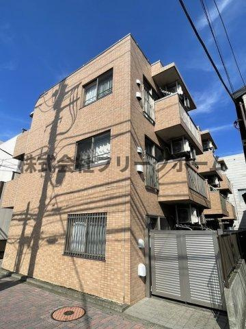 三鷹市下連雀７丁目の賃貸マンションのエントランス