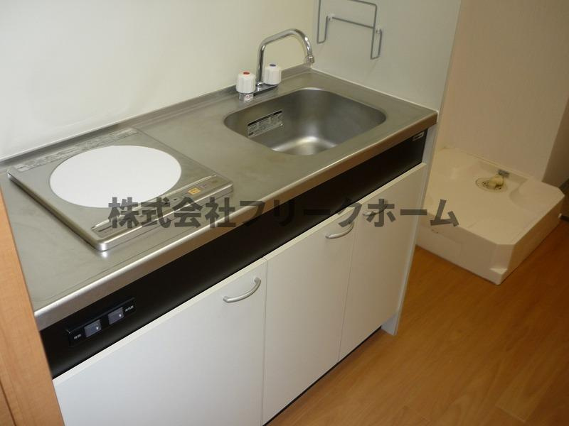 三鷹市下連雀７丁目の賃貸マンションのキッチン