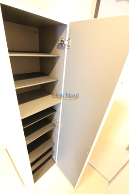 【玄関】 | リブリ・シャルマン・パレス・吉野