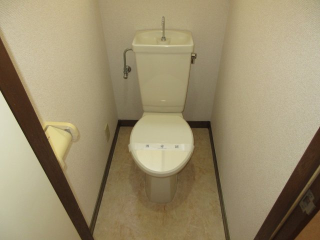 スエヒロハウスのトイレ|別部屋の参考写真です。
