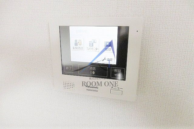 ベルフラッツ初台のセキュリティ|モニター付きインターホンです。