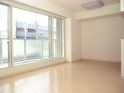 【居間・リビング】ビッグパレス南4条 