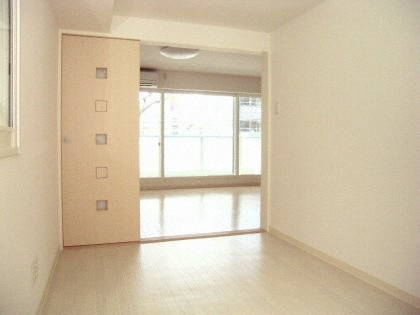 【寝室】ビッグパレス南4条 