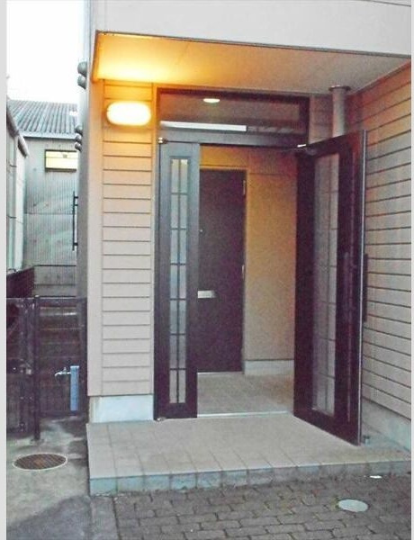 ル　パサージュのエントランス|建物の内部です