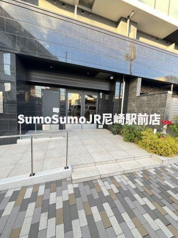 アドバンス大阪ヴェンティ のエントランス