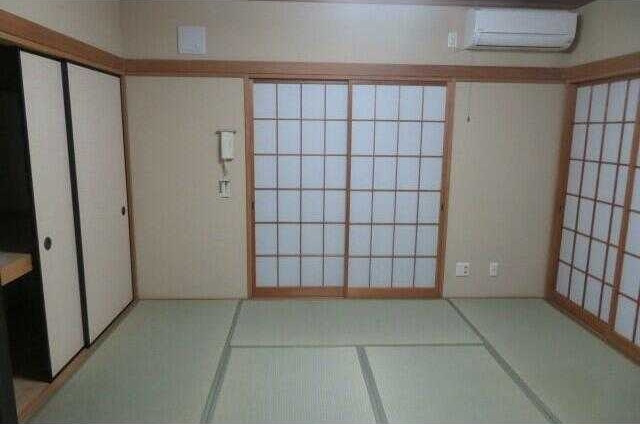 本町６丁目貸家の寝室