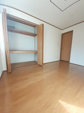 サファイアンエレガンスＢの収納