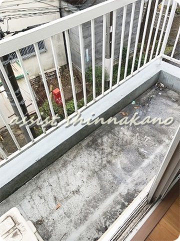 グリーンハイツ中野のバルコニー