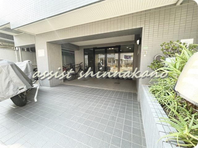 ダイホープラザ中野新橋のエントランス