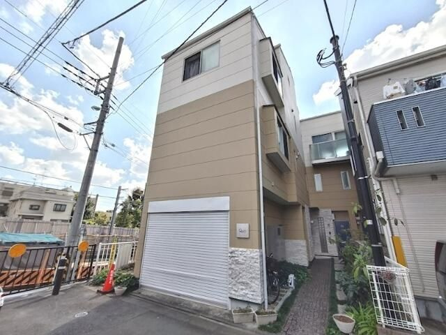 クオリス