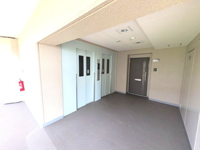 ファミリープラザ泉北光明池B棟6階のその他共用部分|エレベーター