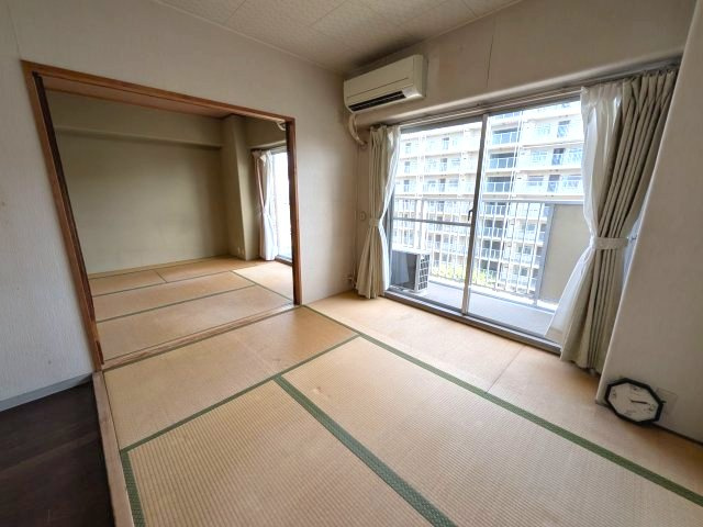 ファミリープラザ泉北光明池B棟6階の和室