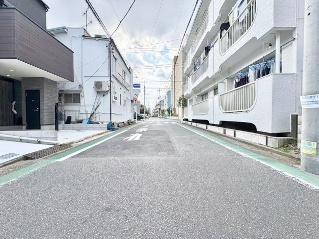 大田区南久が原2丁目　新築戸建の居間・リビング|現地ご見学希望・資料請求などお気軽にお問い合わせ下さい！
03-5990-5201