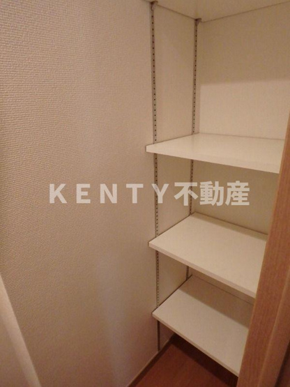 【収納】 | サンヴェール南馬込 | ちょっとした収納スペースも充実しています