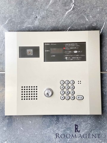 カンピオーネ御器所通のエントランス