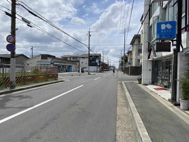 紫竹北栗栖町 中古戸建の前面道路含む現地写真